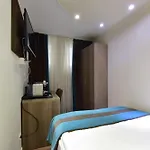 Hotel Rousseau