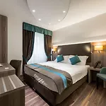 Hotel Rousseau 3*