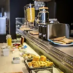 Hotel Rousseau